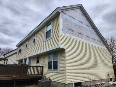 Vinyl Siding Repair 7