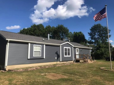 Vinyl Siding Repair 8